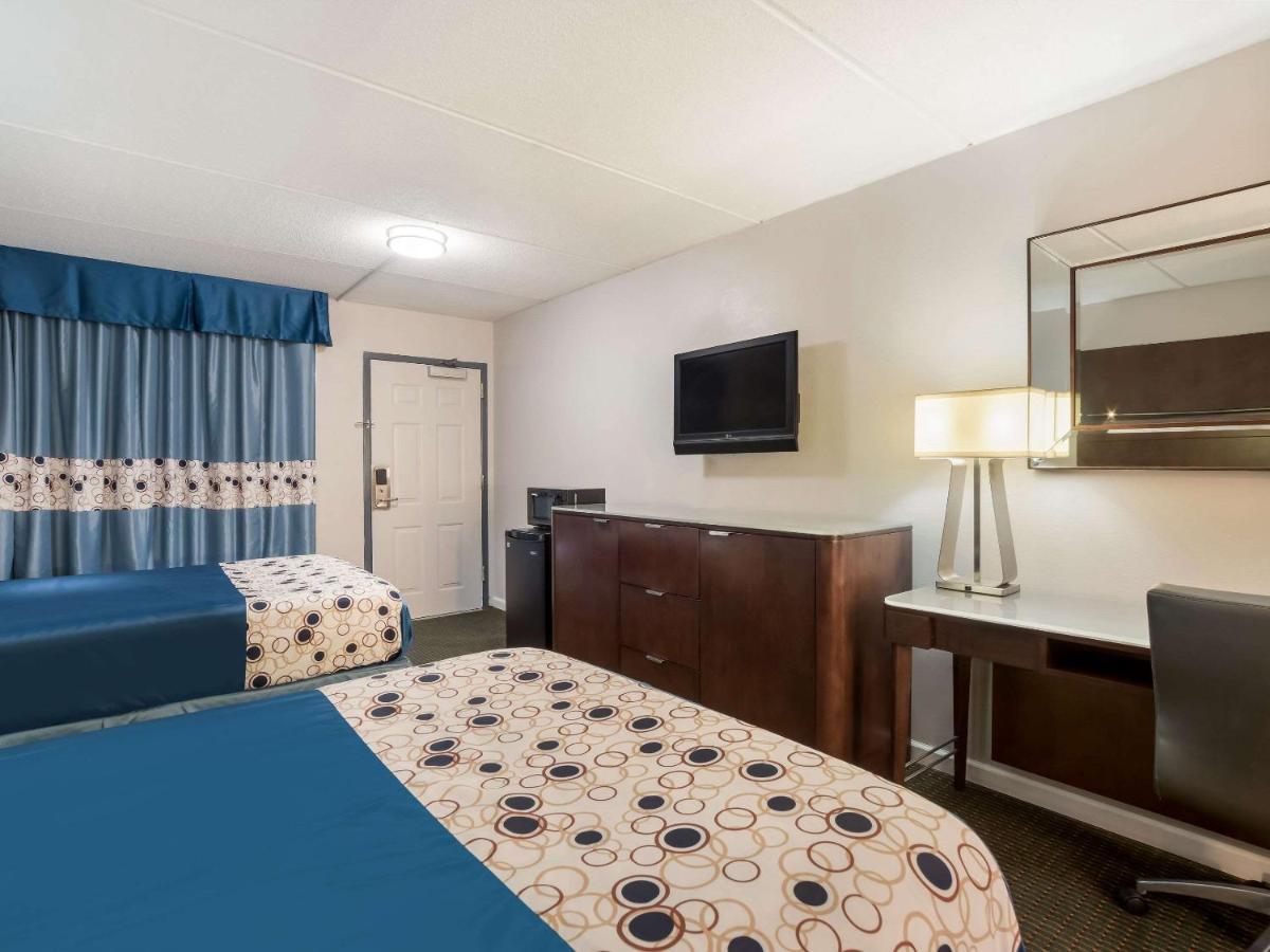Rodeway Inn Greenwood Exteriér fotografie