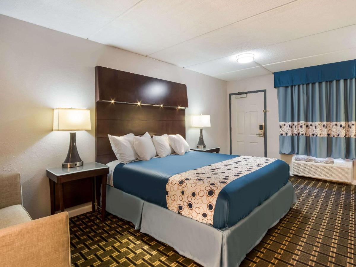 Rodeway Inn Greenwood Exteriér fotografie