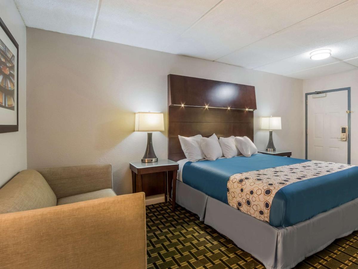 Rodeway Inn Greenwood Exteriér fotografie