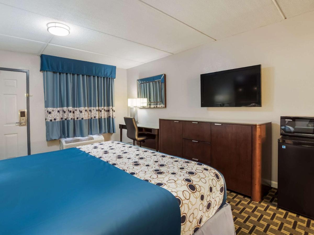 Rodeway Inn Greenwood Exteriér fotografie
