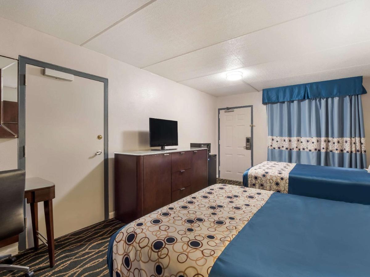 Rodeway Inn Greenwood Exteriér fotografie